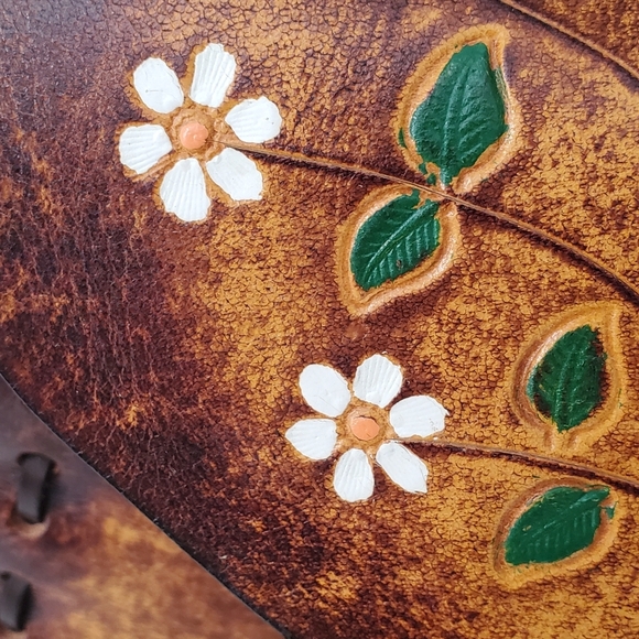 Handmade Leather Shoulder Bag - Picture 6 of 9